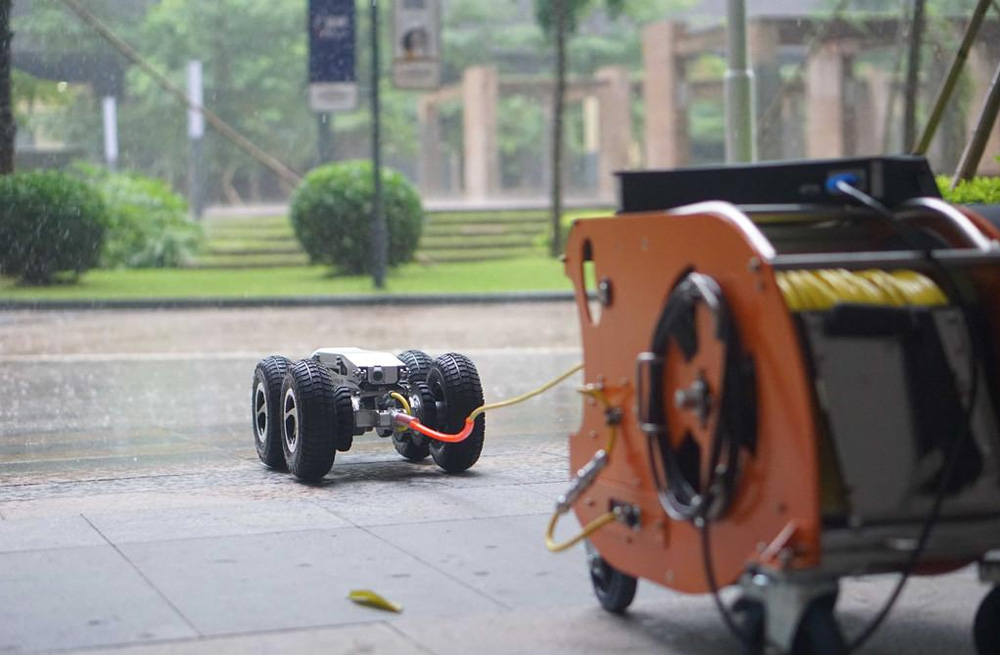 上首村管道检测机器人