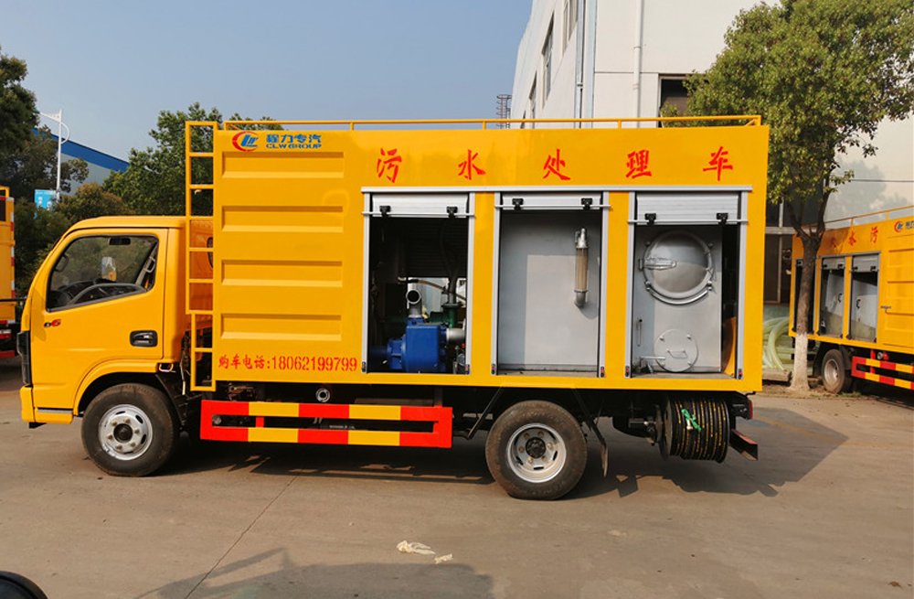 上首村污水分离车